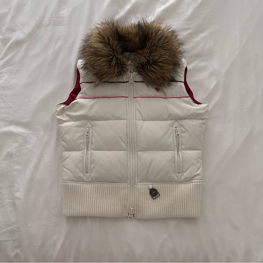 Abercrombie & Fitch White and Brown Fur Faux Collar Vest S